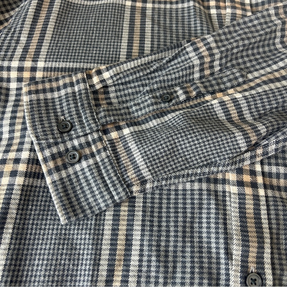 NWT- Express Men’s Plaid Button Down Long Sleeve | Size XL - Picture 7 of 7